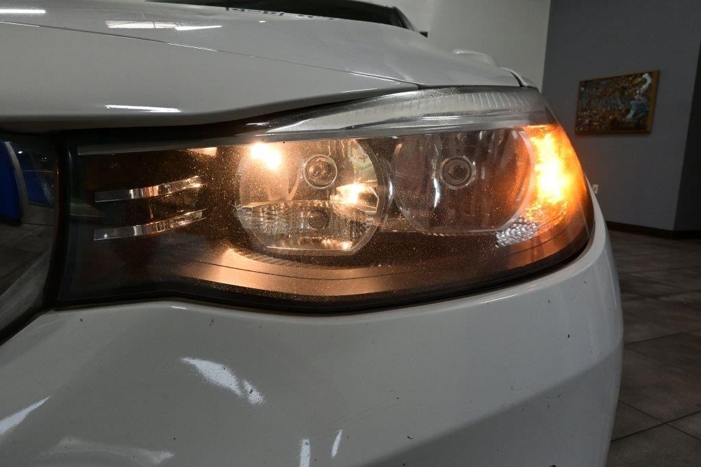 BMW 3 Series Gran Turismo 5dr 328i xDrive Gran Turismo AWD SULEV 2016