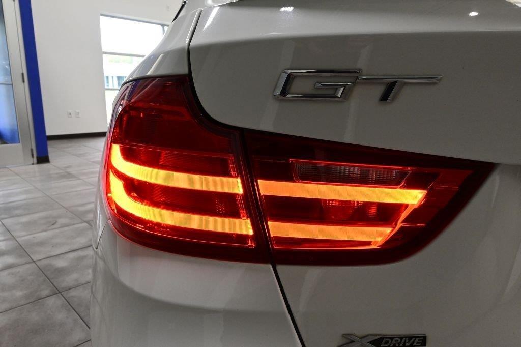 BMW 3 Series Gran Turismo 5dr 328i xDrive Gran Turismo AWD SULEV 2016