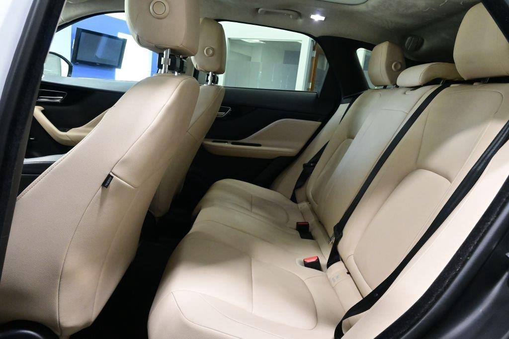 Jaguar F-Pace 25t Premium AWD 2019