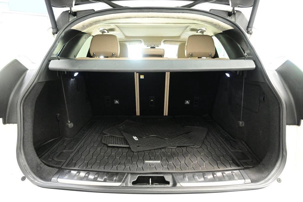 Jaguar F-Pace 25t Premium AWD 2019
