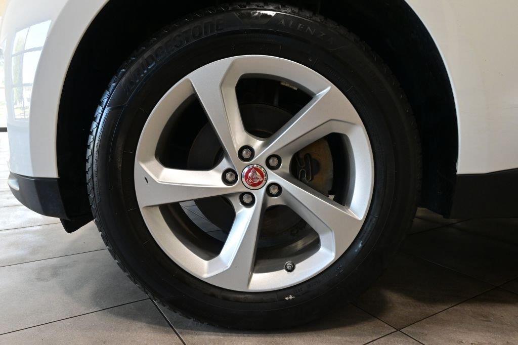 Jaguar F-Pace 25t Premium AWD 2019