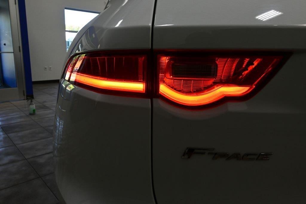 Jaguar F-Pace 25t Premium AWD 2019