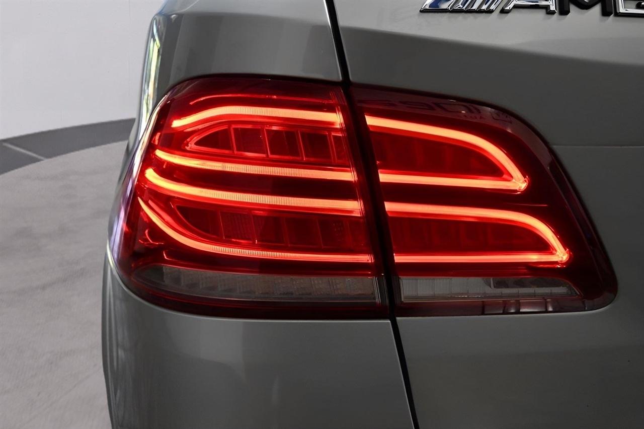 Mercedes-Benz GLE 4MATIC 4dr AMG GLE 63 2016