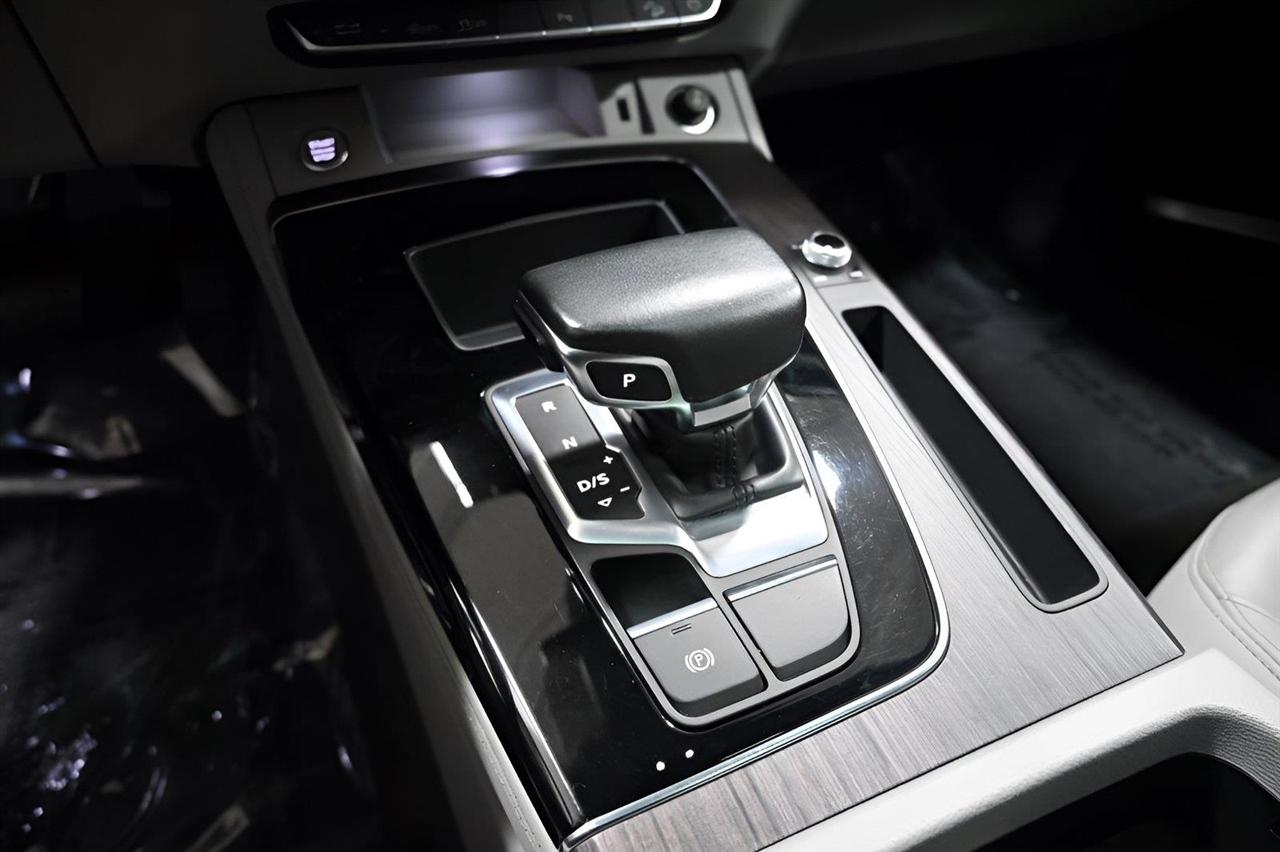 Audi Q5 S line Premium Plus 45 TFSI quattro 2022