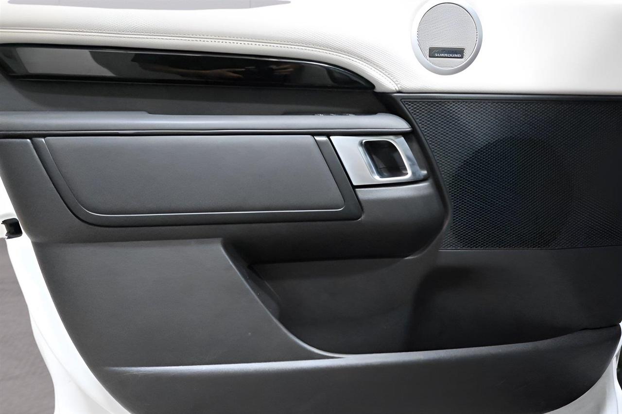 Land Rover Discovery P360 HSE R-Dynamic 2022