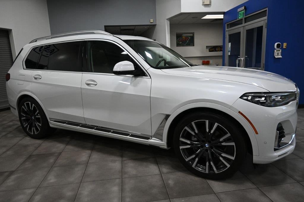 BMW X7 xDrive40i Sports Activity Vehicle 2021