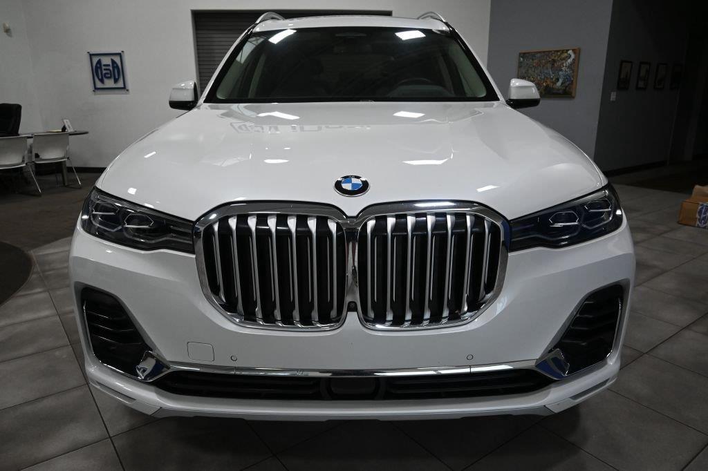 BMW X7 xDrive40i Sports Activity Vehicle 2021