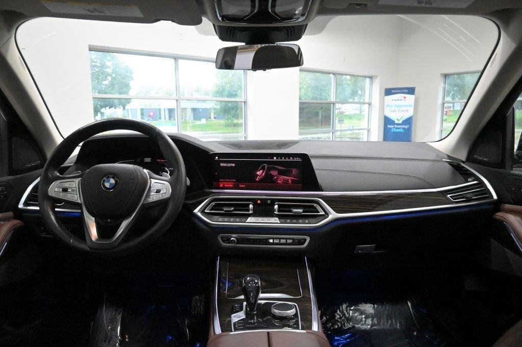 BMW X7 xDrive40i Sports Activity Vehicle 2021