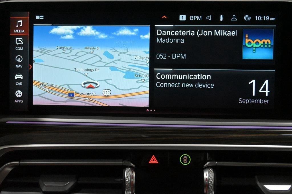 BMW X7 xDrive40i Sports Activity Vehicle 2021