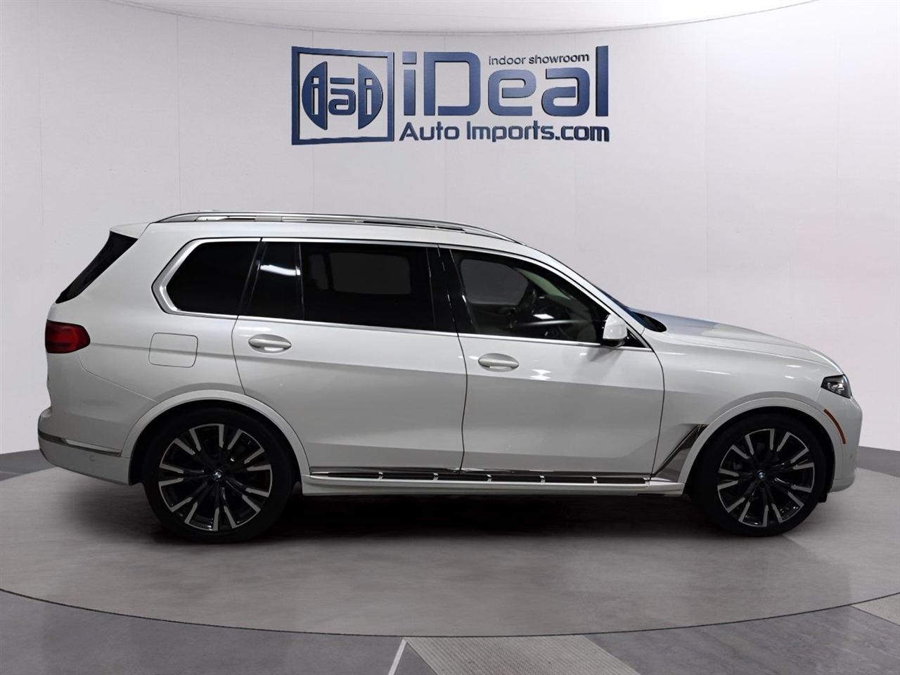 BMW X7 xDrive40i Sports Activity Vehicle 2021