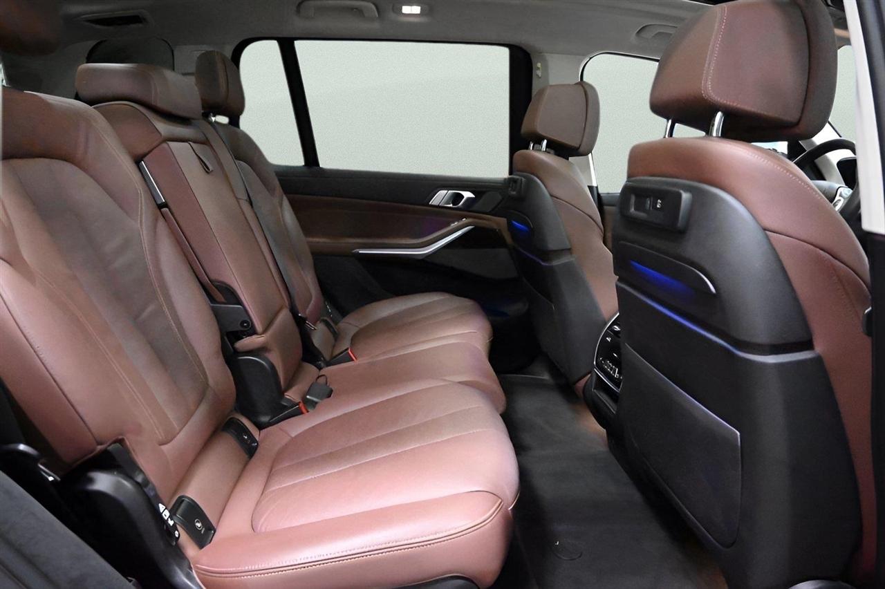 BMW X7 xDrive40i Sports Activity Vehicle 2021