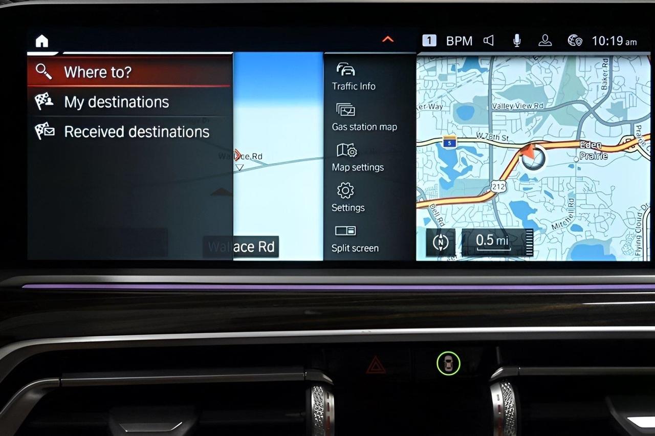 BMW X7 xDrive40i Sports Activity Vehicle 2021