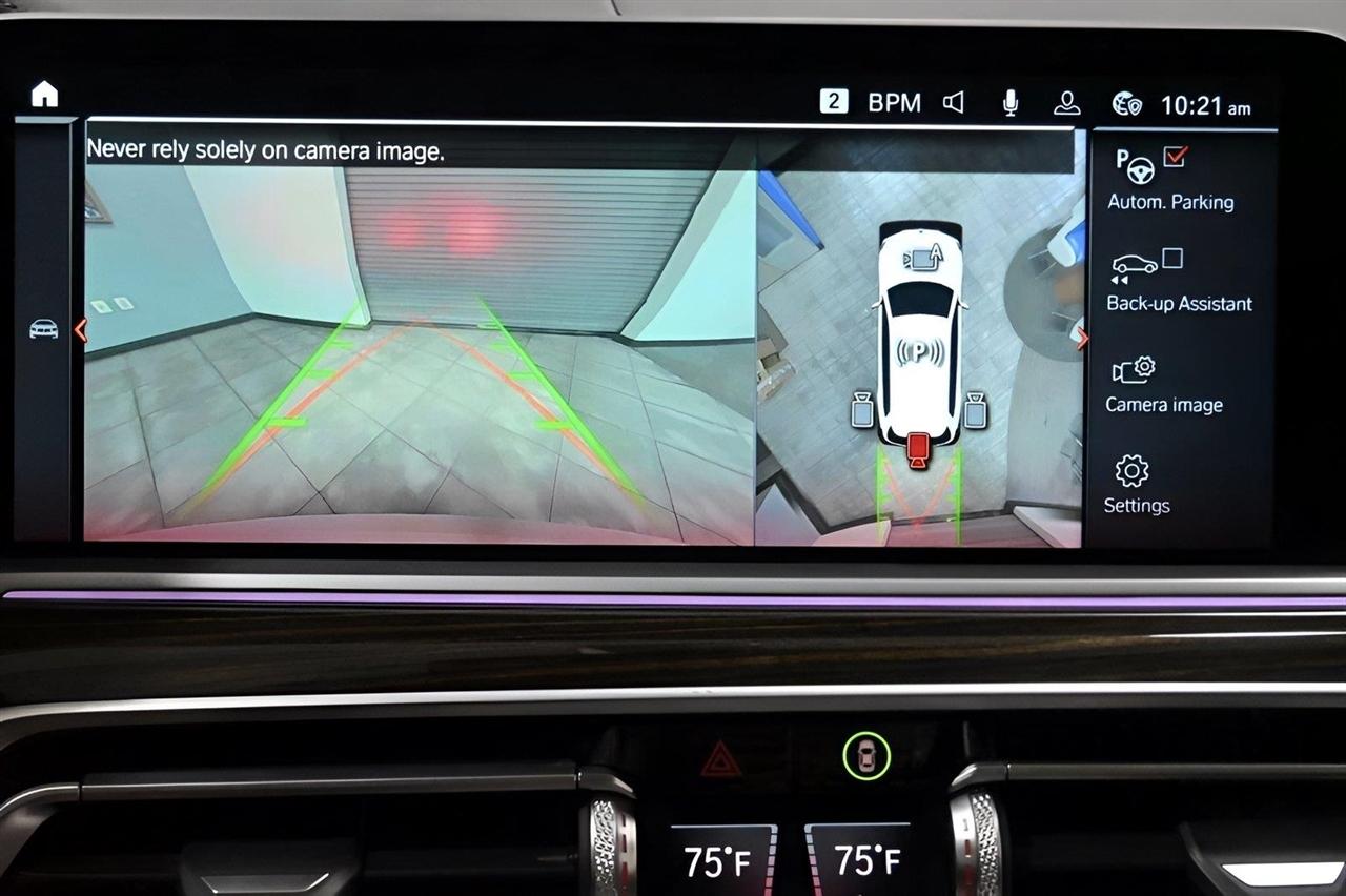 BMW X7 xDrive40i Sports Activity Vehicle 2021