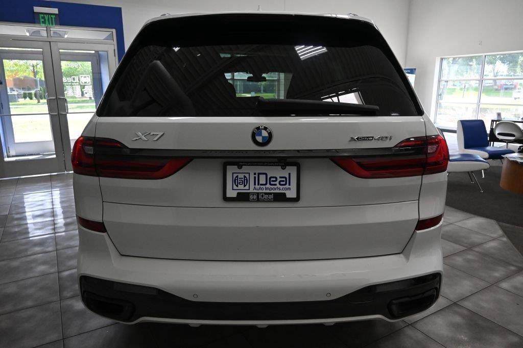 BMW X7 xDrive40i Sports Activity Vehicle 2020