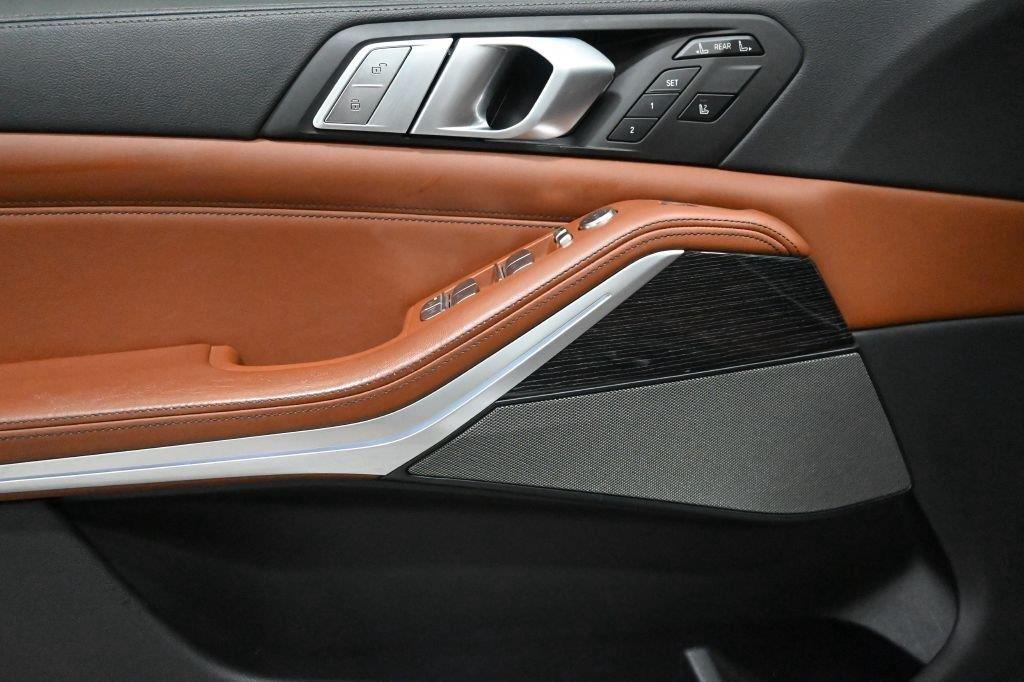 BMW X7 xDrive40i Sports Activity Vehicle 2020