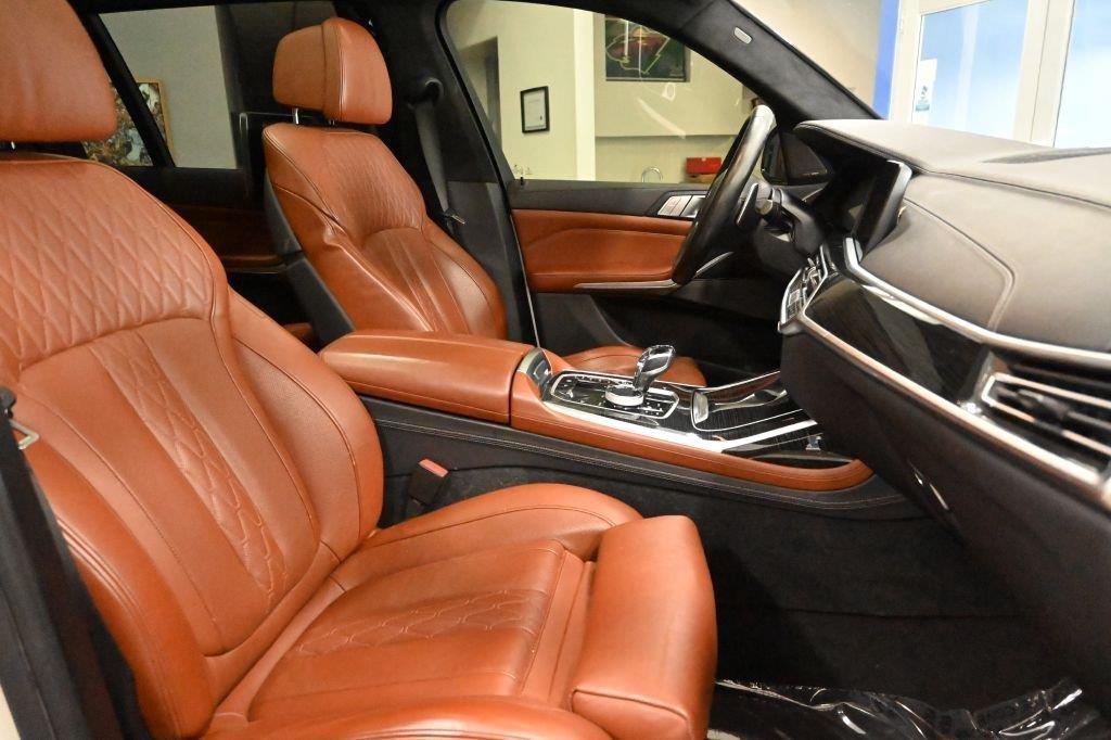 BMW X7 xDrive40i Sports Activity Vehicle 2020