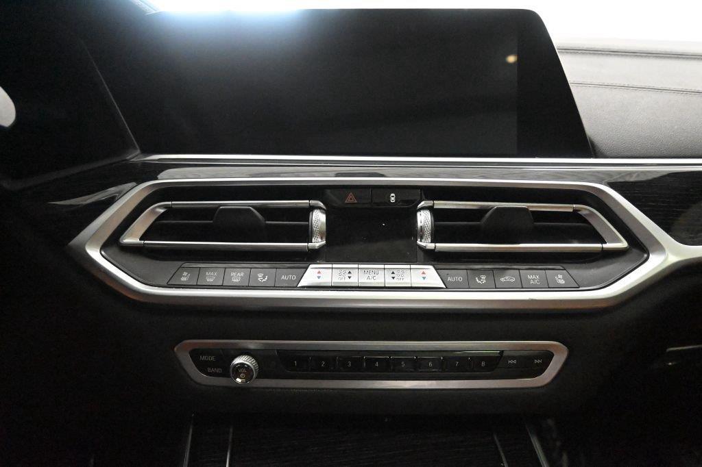 BMW X7 xDrive40i Sports Activity Vehicle 2020