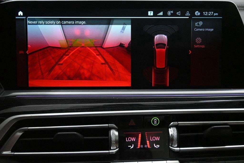 BMW X7 xDrive40i Sports Activity Vehicle 2020