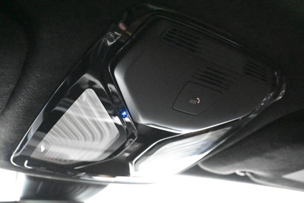 BMW X7 xDrive40i Sports Activity Vehicle 2020