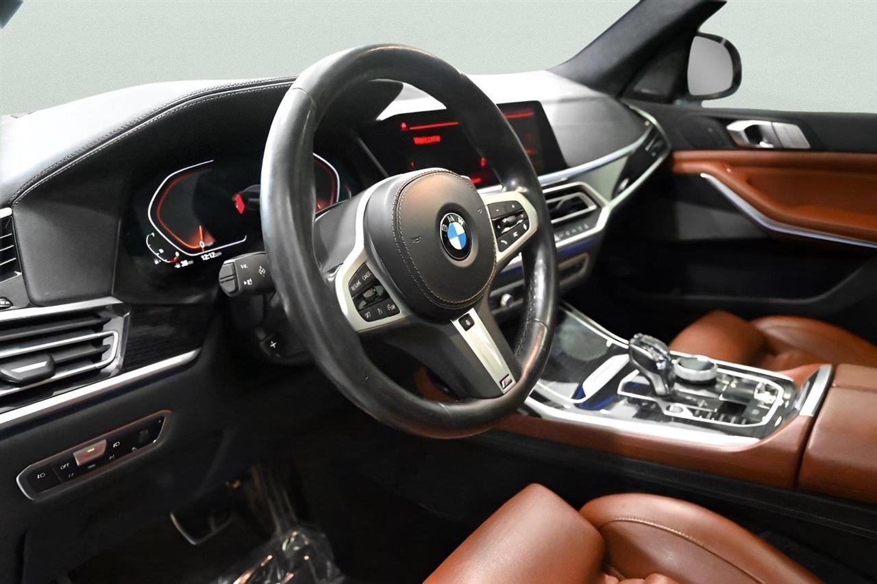 BMW X7 xDrive40i Sports Activity Vehicle 2020