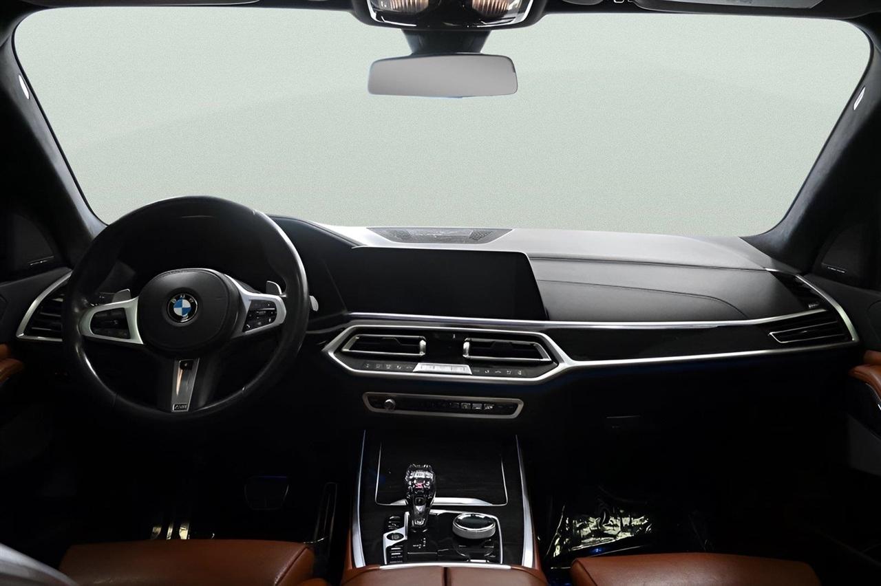 BMW X7 xDrive40i Sports Activity Vehicle 2020