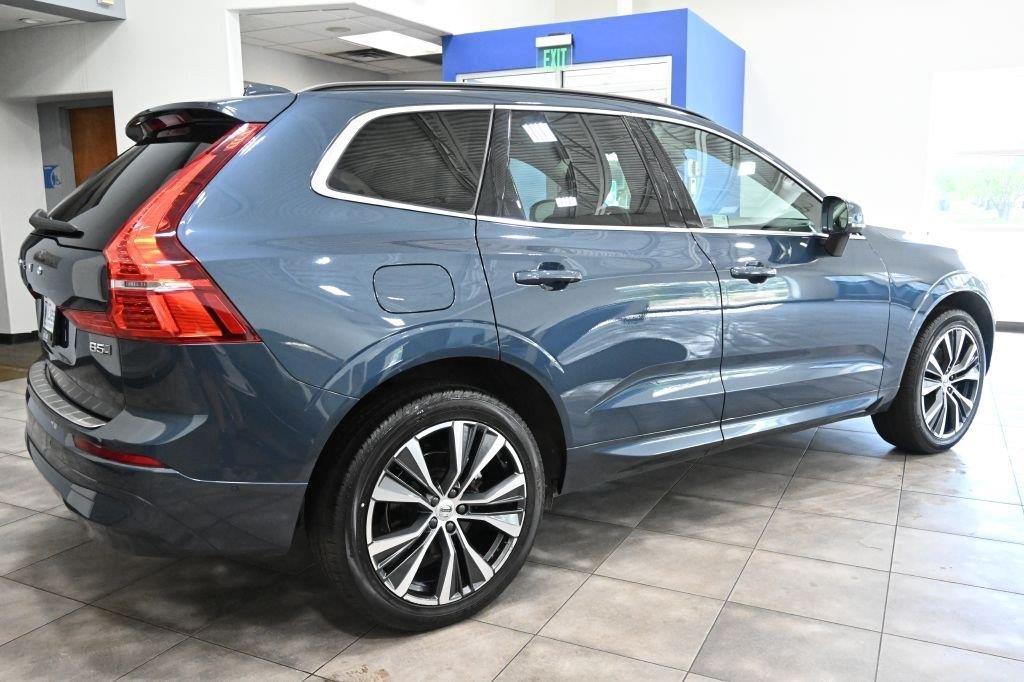 Volvo XC60 B5 AWD Momentum 2022