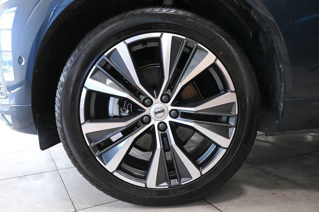 Volvo XC60 B5 AWD Momentum 2022