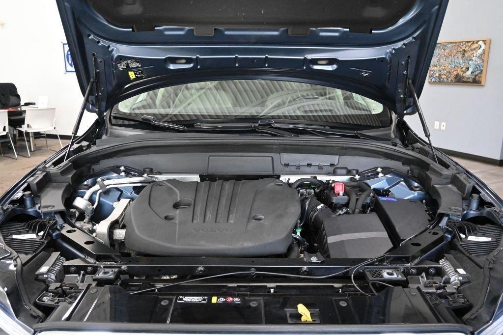 Volvo XC60 B5 AWD Momentum 2022