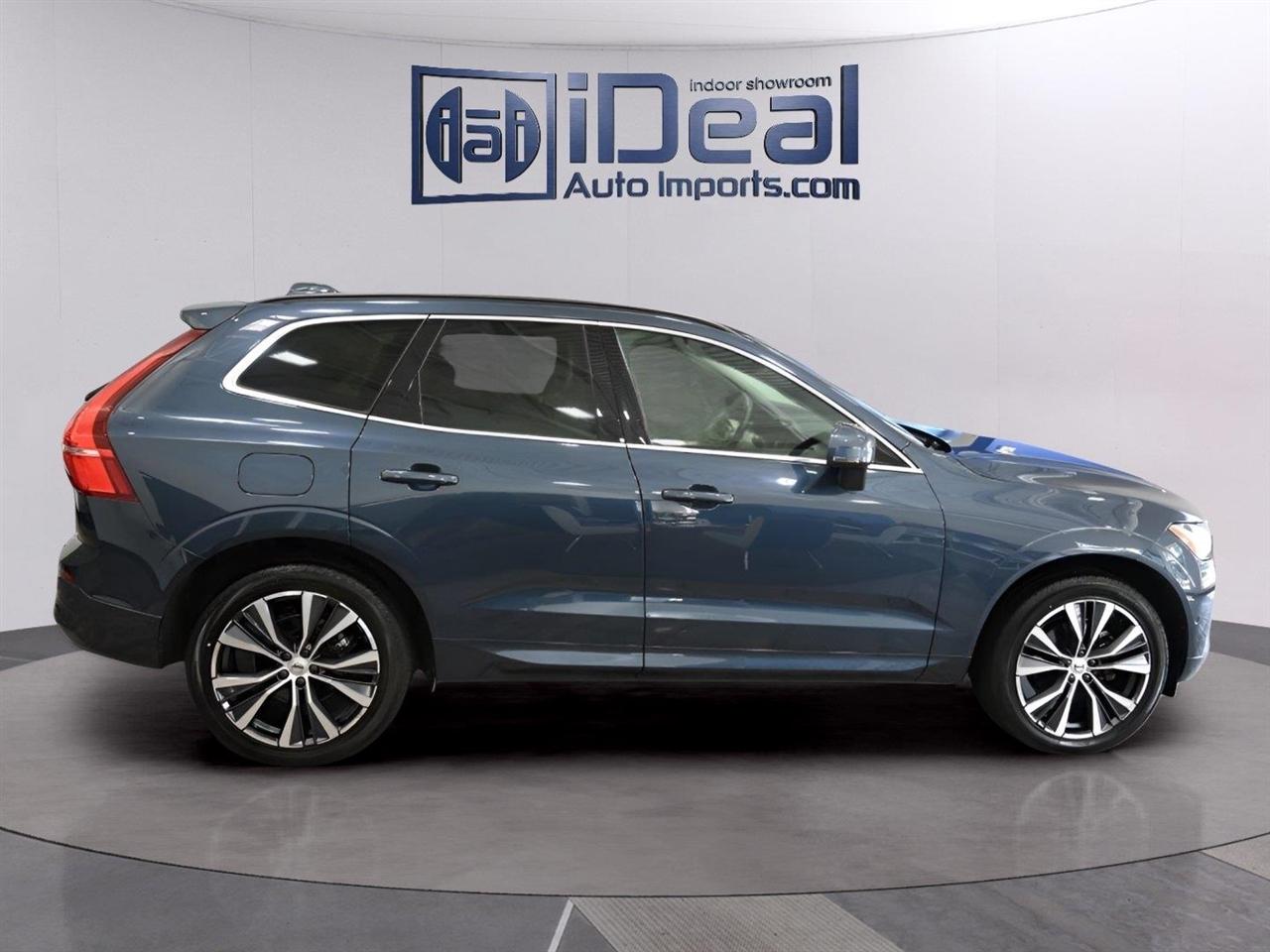 Volvo XC60 B5 AWD Momentum 2022