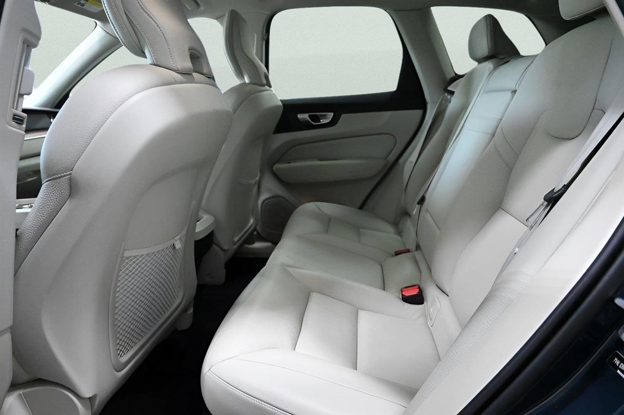Volvo XC60 B5 AWD Momentum 2022