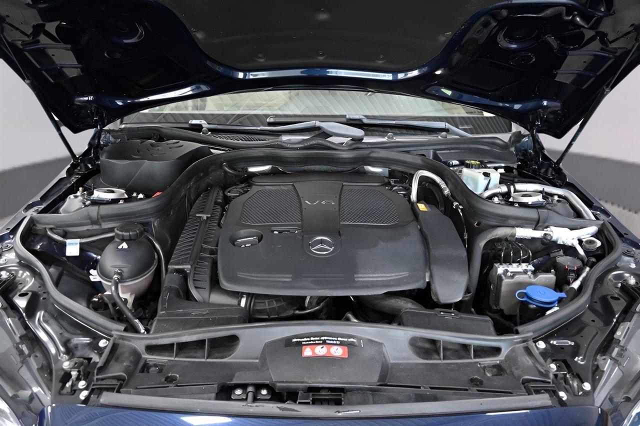 Mercedes-Benz E-Class 4dr Sdn E 350 Luxury 4MATIC 2016
