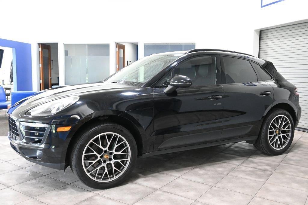 2018 Porsche Macan AWD