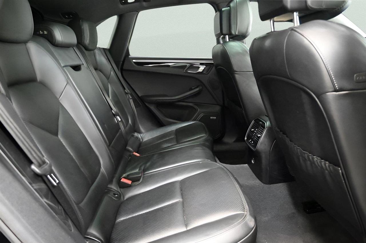 Porsche Macan AWD 2018