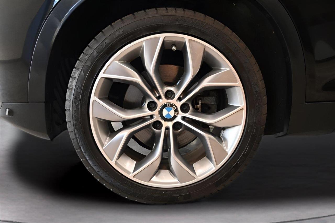 BMW X3 xDrive28i Sports Activity Vehicle 2017