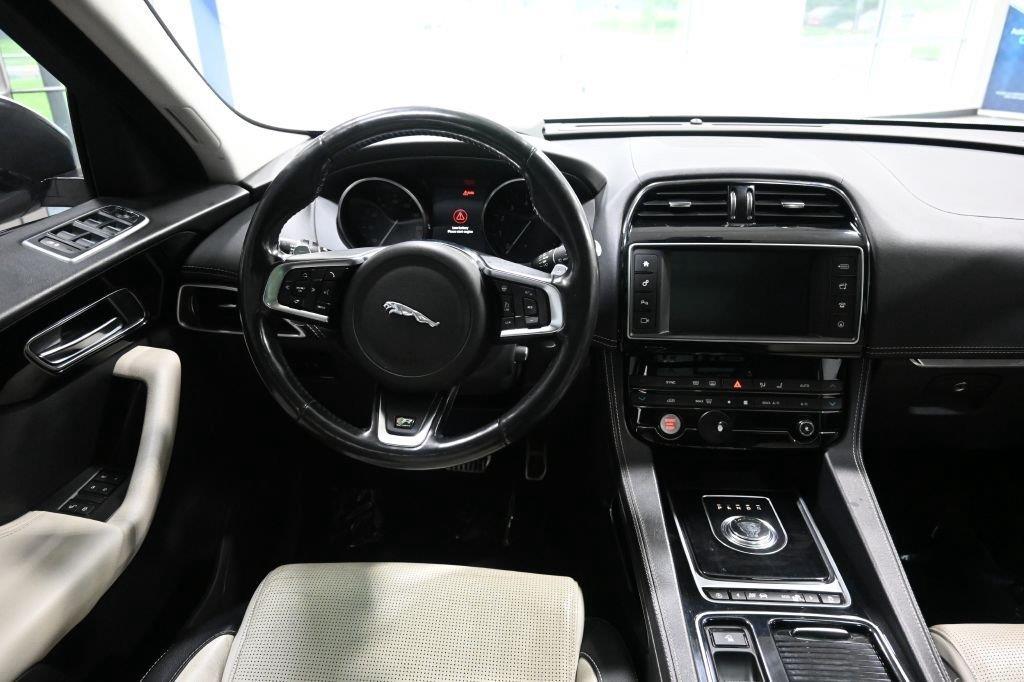 Jaguar F-Pace 35t R-Sport AWD 2018