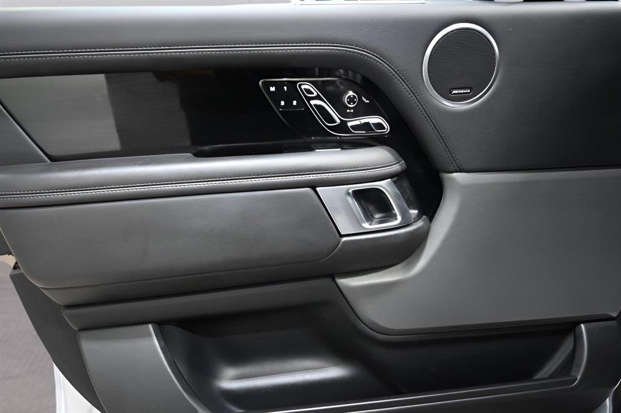 Land Rover Range Rover Td6 Diesel HSE SWB 2019