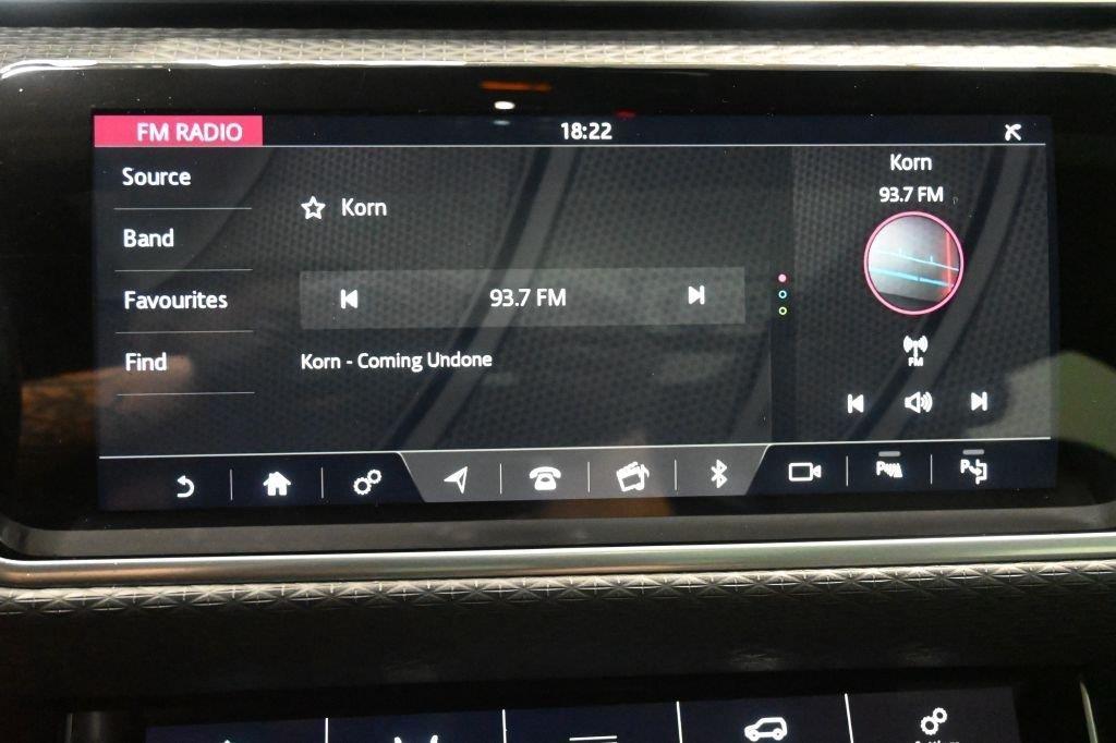 Land Rover Range Rover Velar P250 R-Dynamic SE 2019