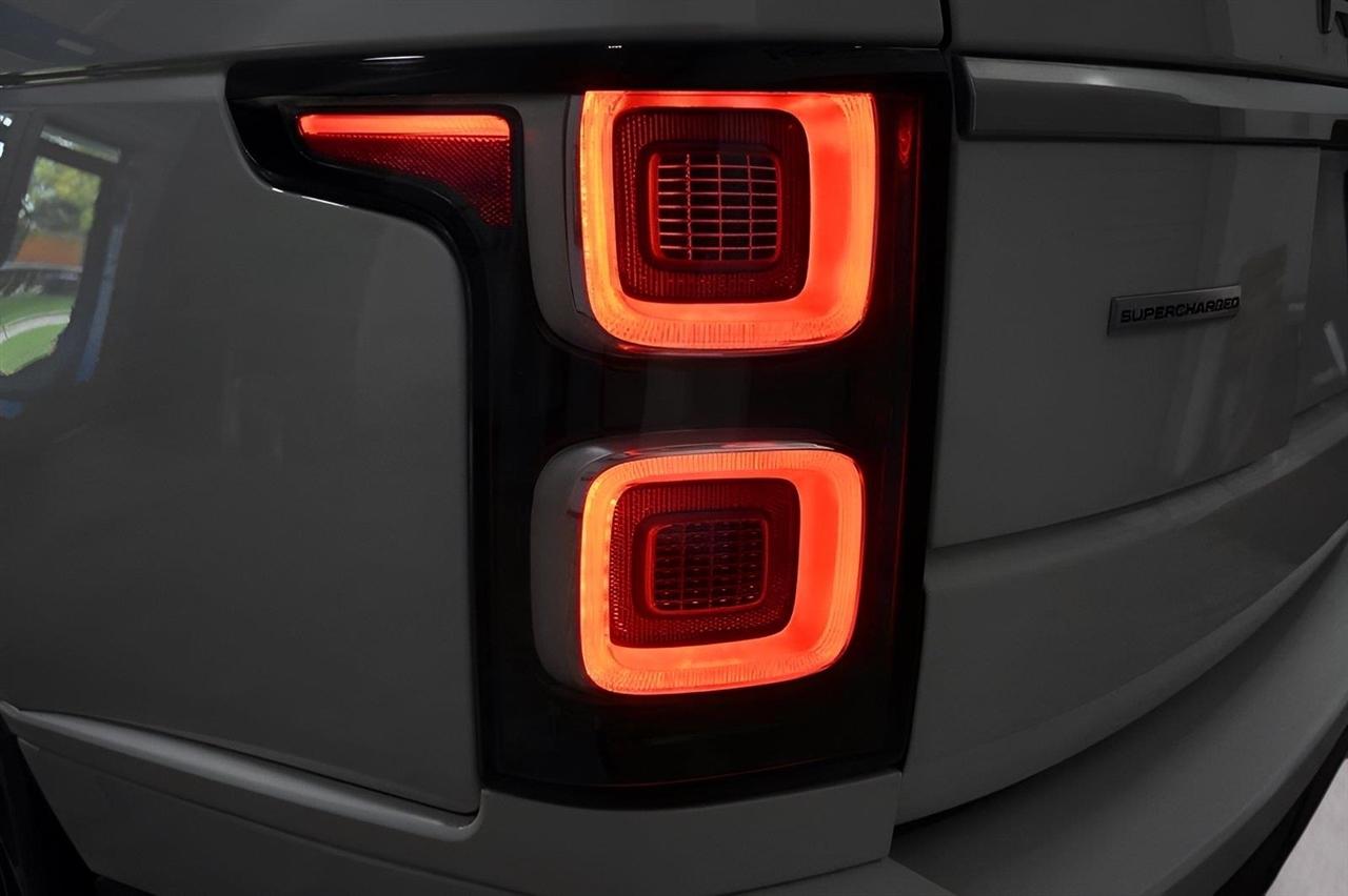 Land Rover Range Rover V8 Supercharged SWB 2018