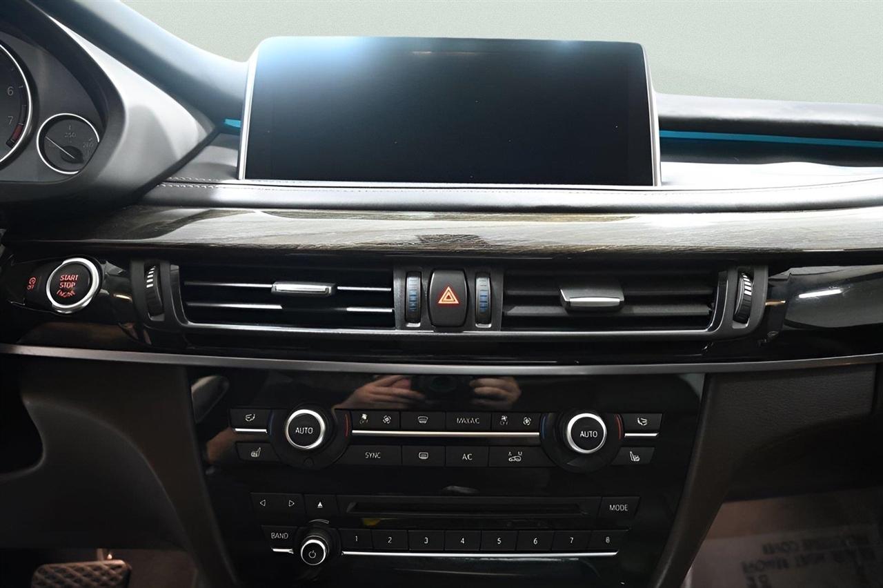 BMW X5 AWD 4dr xDrive50i 2015