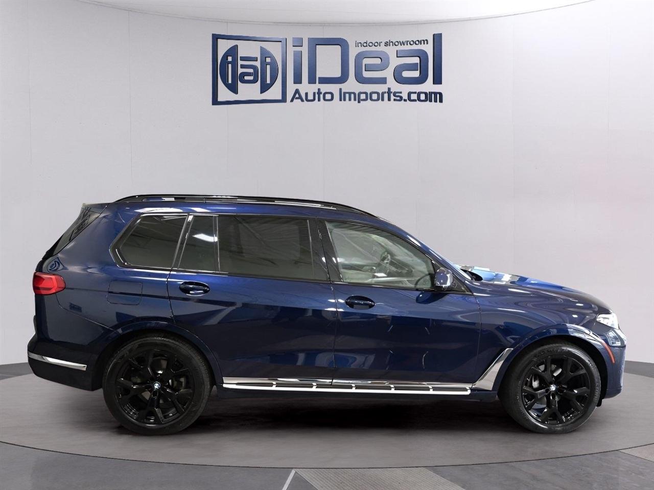 BMW X7 xDrive40i Sports Activity Vehicle 2022