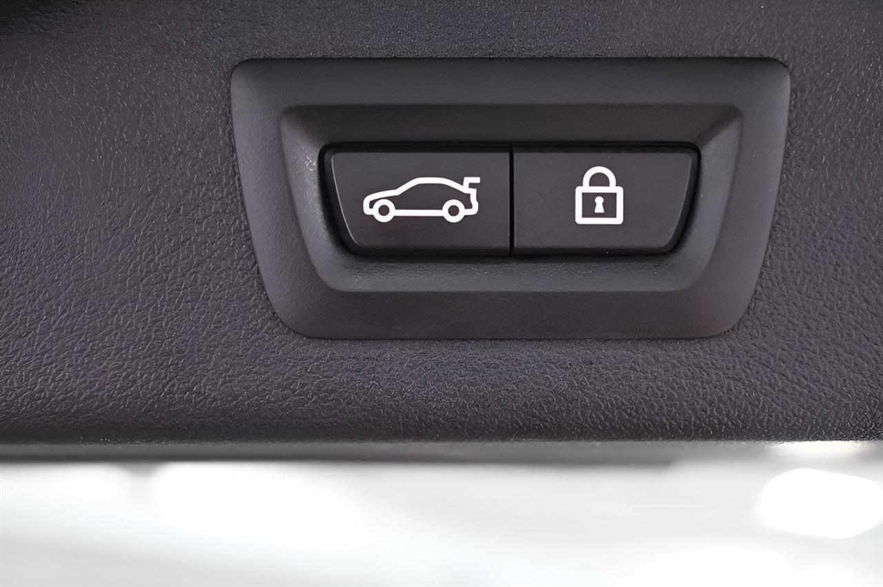 BMW X7 xDrive40i Sports Activity Vehicle 2022