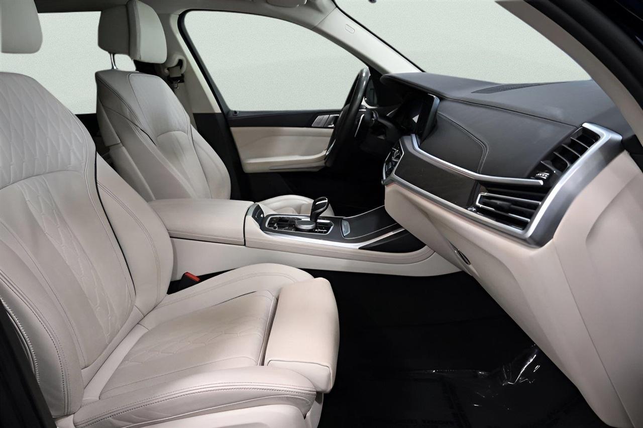 BMW X7 xDrive40i Sports Activity Vehicle 2022