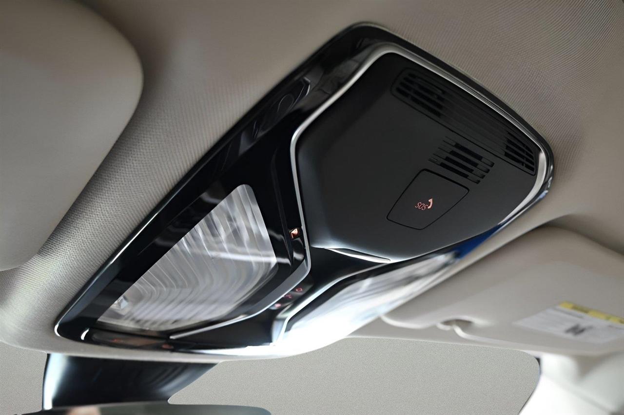 BMW X7 xDrive40i Sports Activity Vehicle 2022