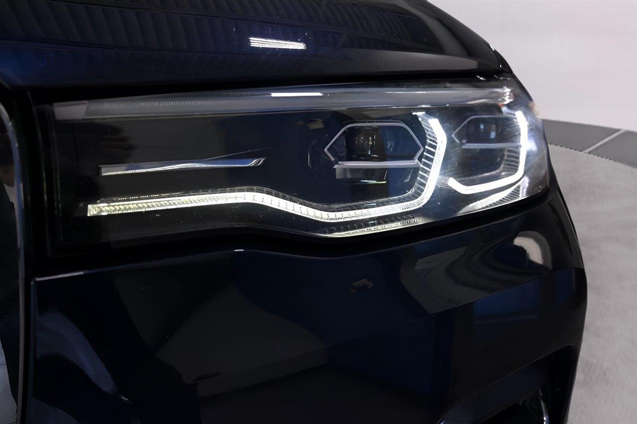 BMW X7 xDrive40i Sports Activity Vehicle 2022