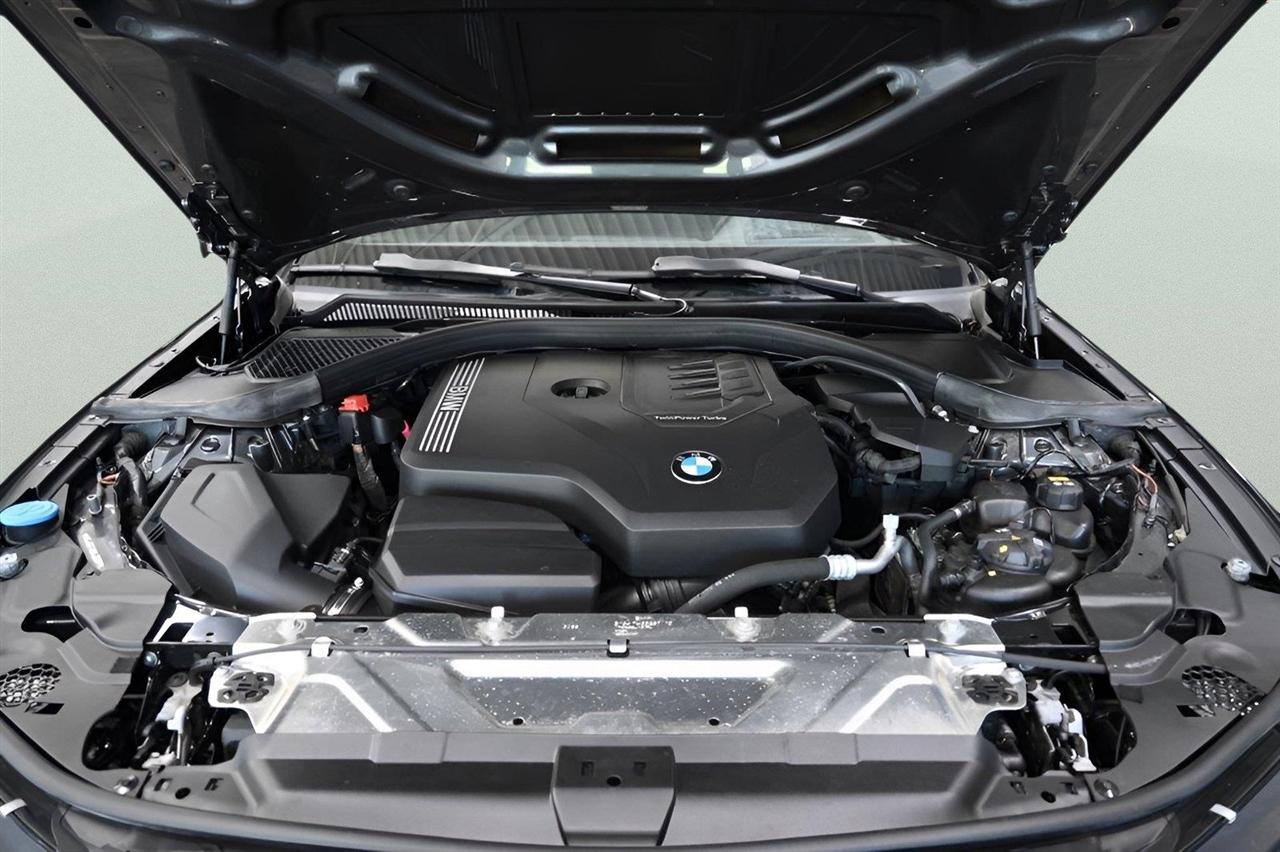BMW 3 Series 330i xDrive Sedan 2019