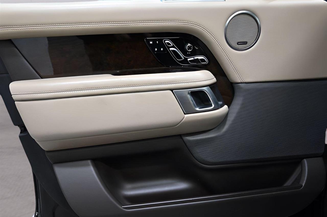 Land Rover Range Rover V8 Supercharged SWB 2019