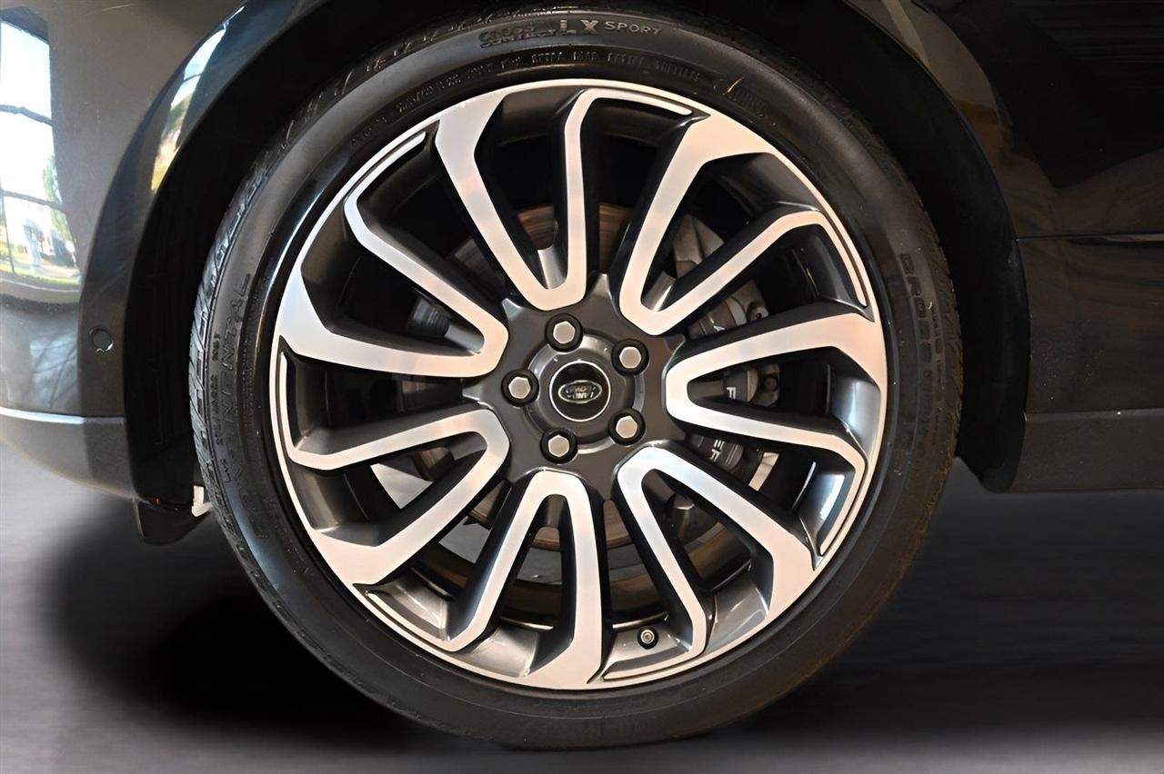 Land Rover Range Rover V8 Supercharged SWB 2019