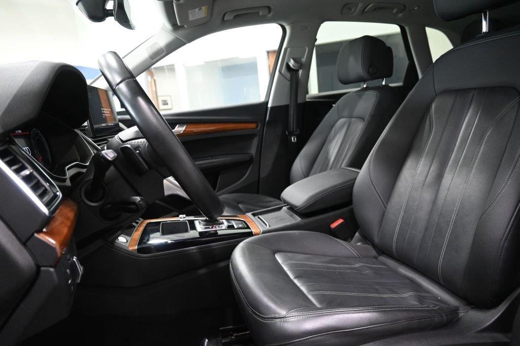 Audi Q5 Premium Plus 45 TFSI quattro 2021