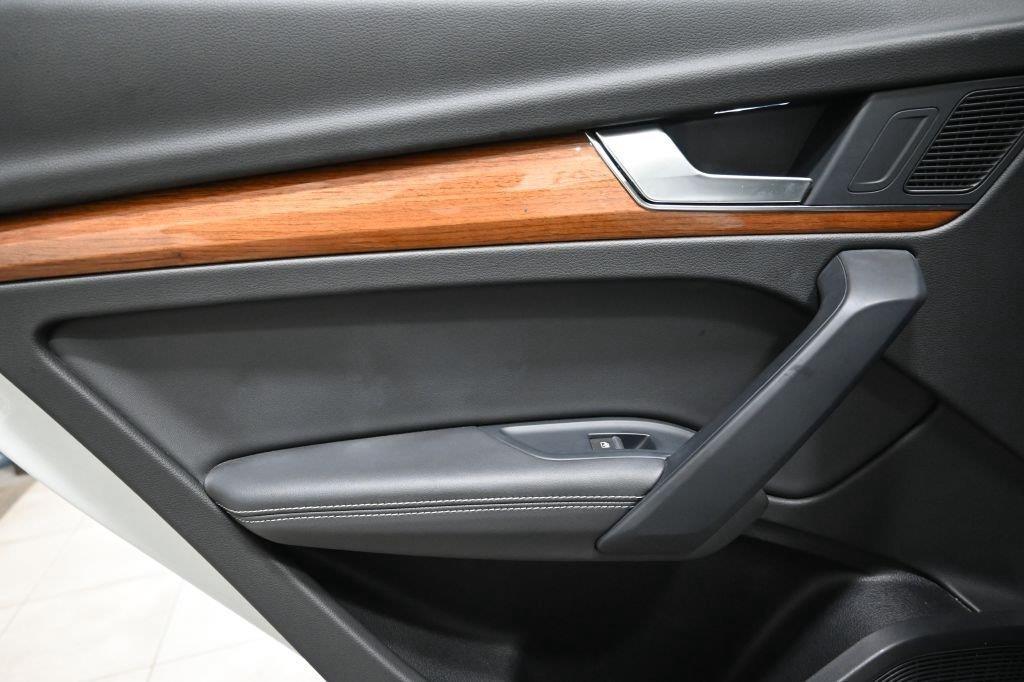 Audi Q5 Premium Plus 45 TFSI quattro 2021