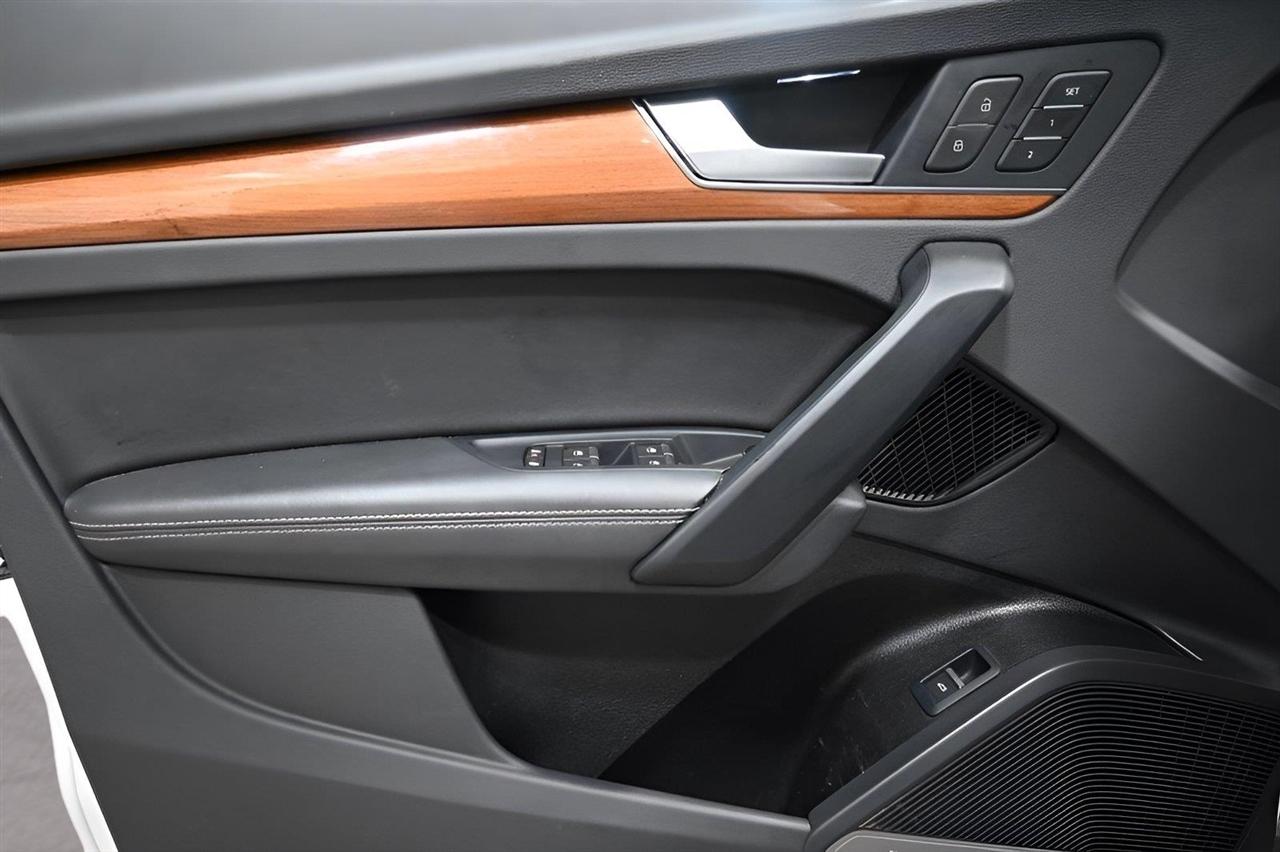 Audi Q5 Premium Plus 45 TFSI quattro 2021